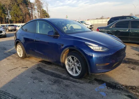 2020 Tesla Model Y z USA, uszkodzony, nr VIN 5YJYGDEE4LF006920